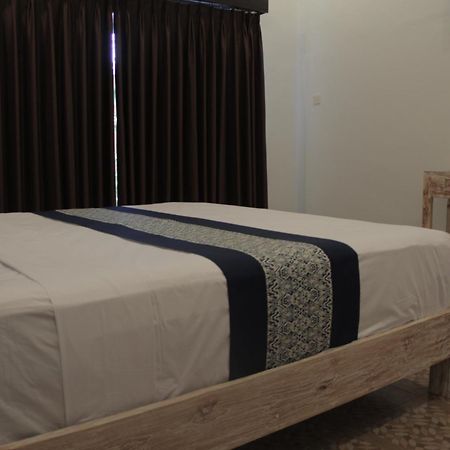 Nyoman Guesthouse Canggu Δωμάτιο φωτογραφία