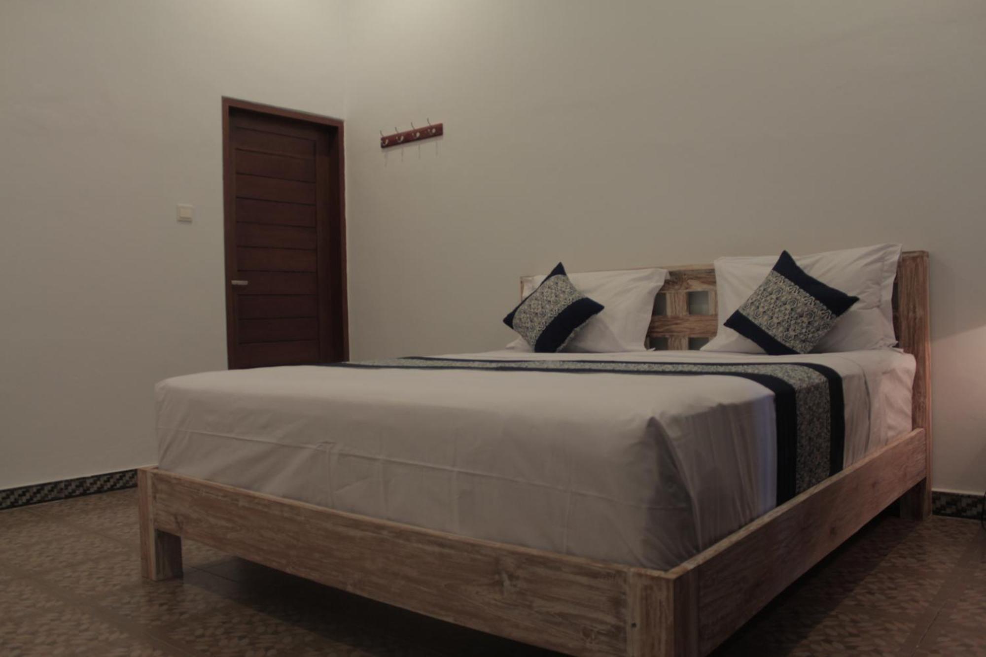Nyoman Guesthouse Canggu Δωμάτιο φωτογραφία