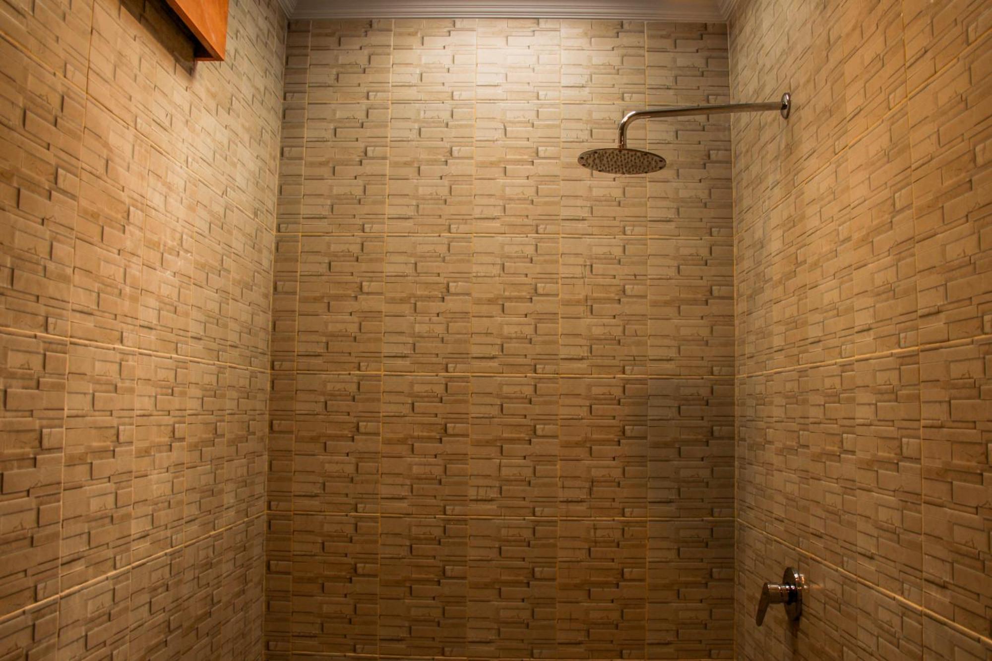 Nyoman Guesthouse Canggu Δωμάτιο φωτογραφία