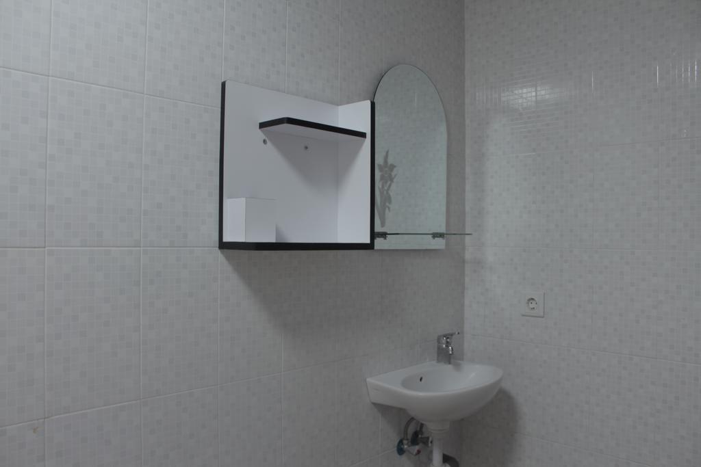 Nyoman Guesthouse Canggu Δωμάτιο φωτογραφία
